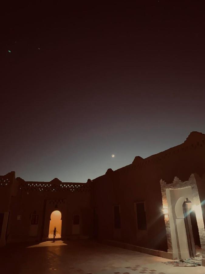 Maison Adrar Merzouga Buitenkant foto