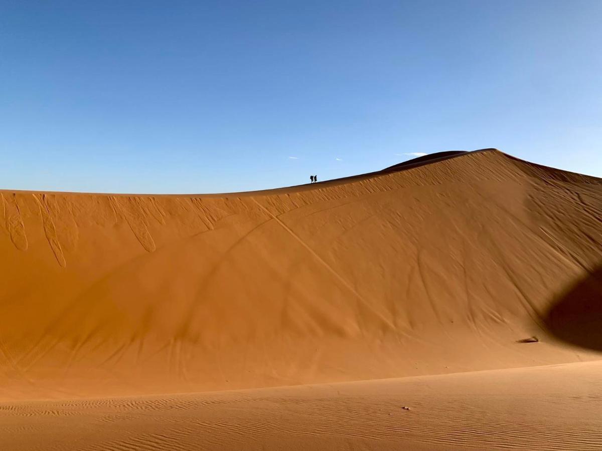 Maison Adrar Merzouga Buitenkant foto