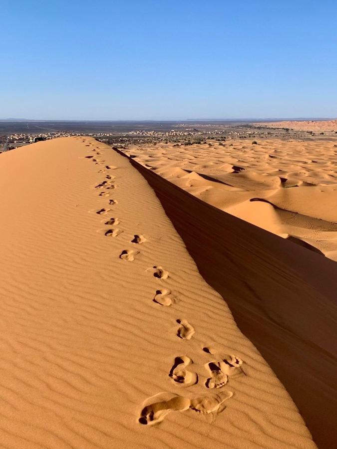 Maison Adrar Merzouga Buitenkant foto