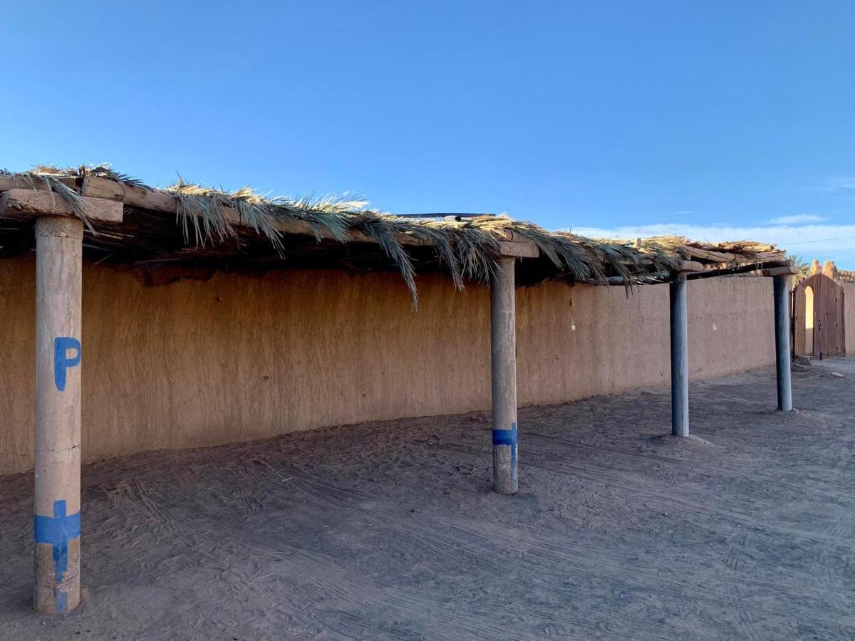 Maison Adrar Merzouga Buitenkant foto