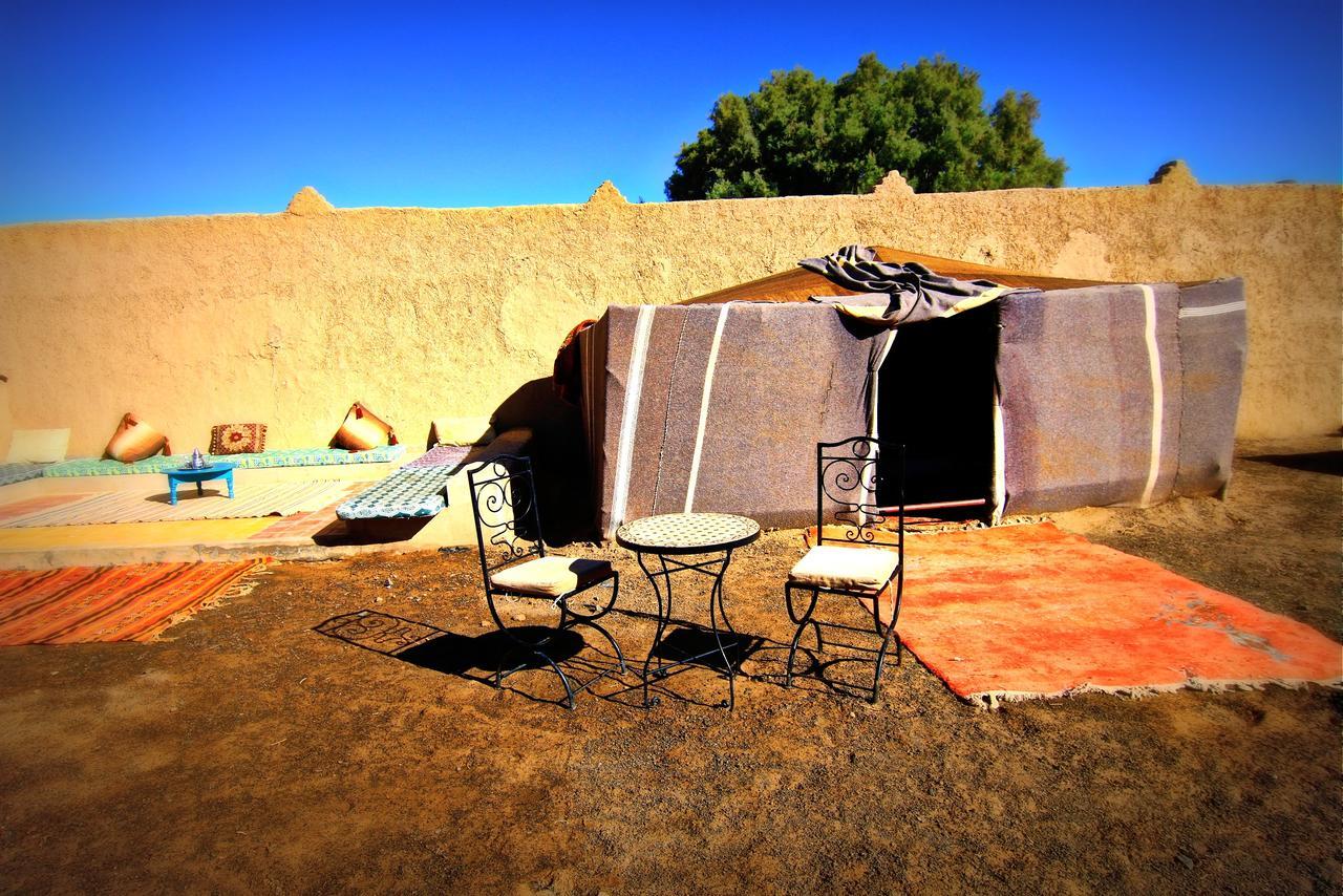 Maison Adrar Merzouga Buitenkant foto